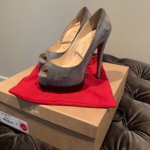 Size 36 louboutin